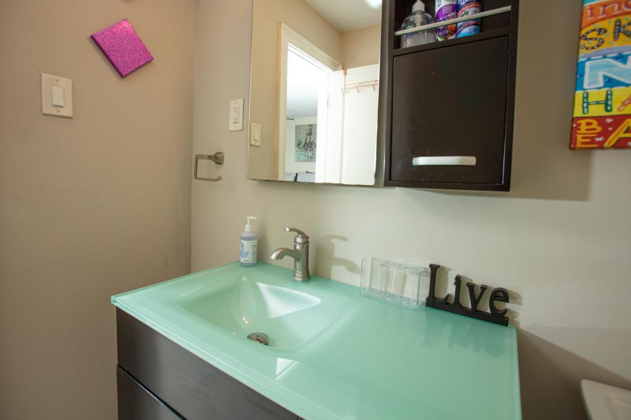 Appartamento Cozy Studio In The Downtown/Montrose Area Houston Esterno foto