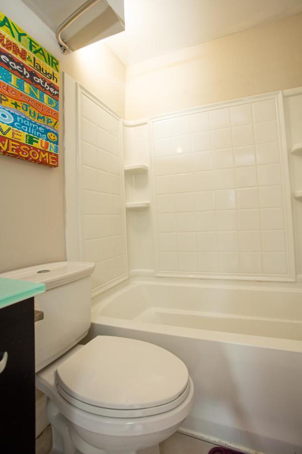 Appartamento Cozy Studio In The Downtown/Montrose Area Houston Esterno foto