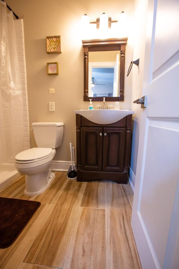 Appartamento Cozy Studio In The Downtown/Montrose Area Houston Esterno foto